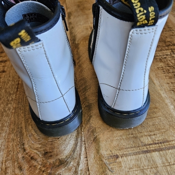 DR. MARTEN'S 1460 LEATHER LACE UP BOOTS Size US 5L White - Picture 5 of 11